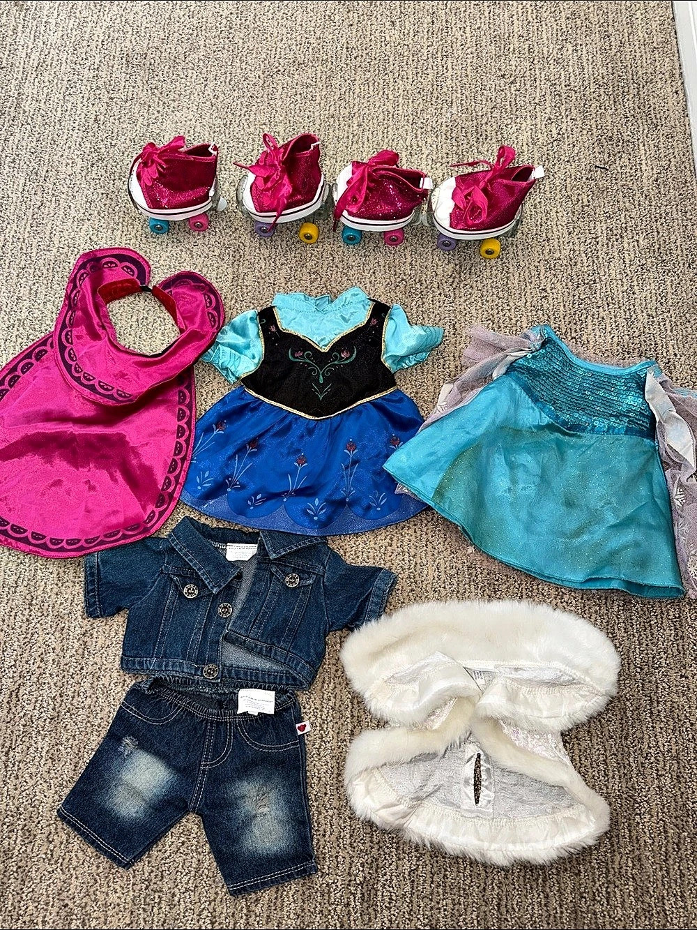 Build-A-Bear Workshop Clothes LOT Disney Frozen, Jean set, Roller skates, fur ca